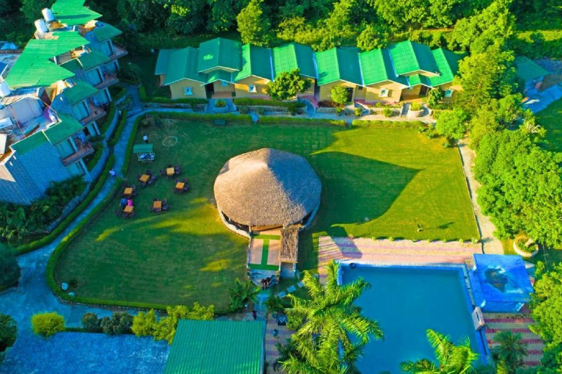 Clarissa Resort